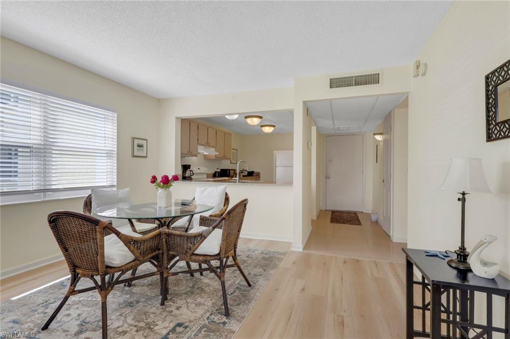 1057 Forest Lakes DR 1208 photo 9