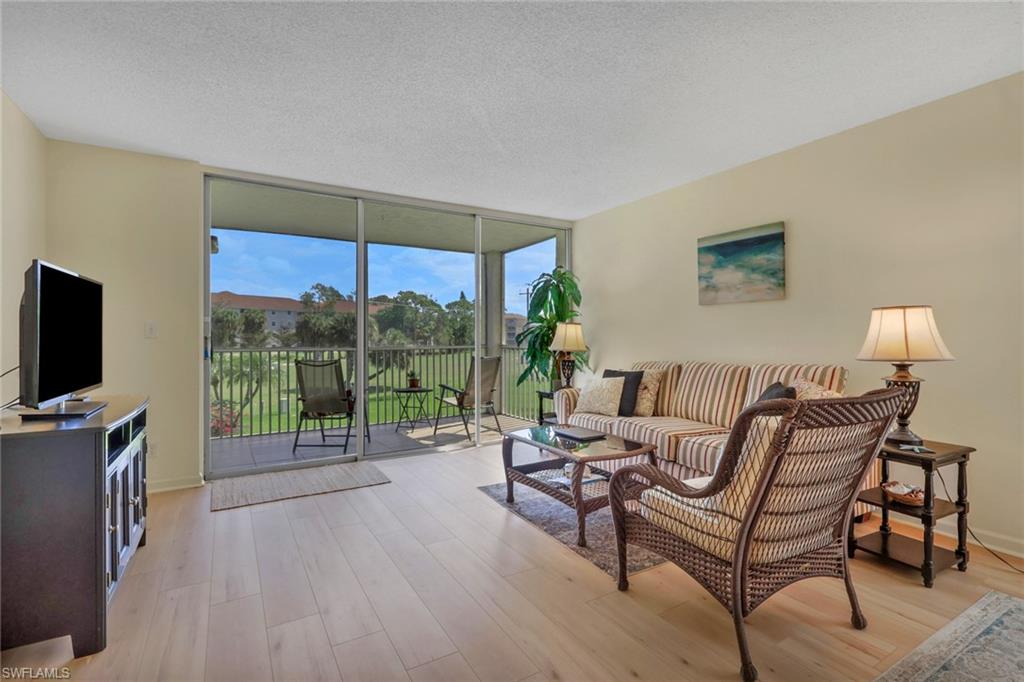 1057 Forest Lakes DR 1208 photo 14