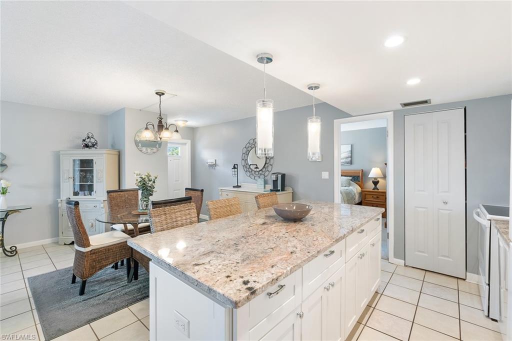 240 Palm DR 48-1 photo 6