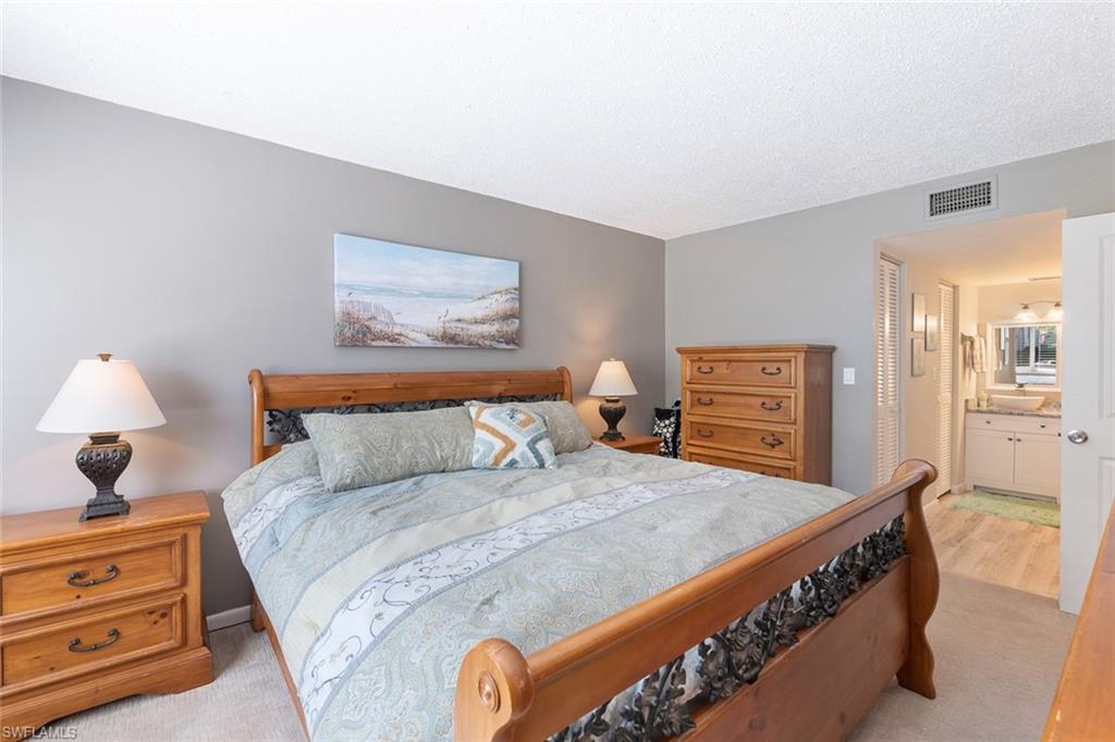 240 Palm DR 48-1 photo 10