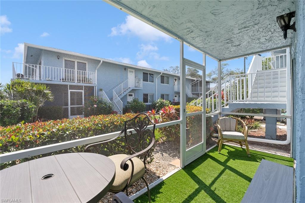 240 Palm DR 48-1 photo 14