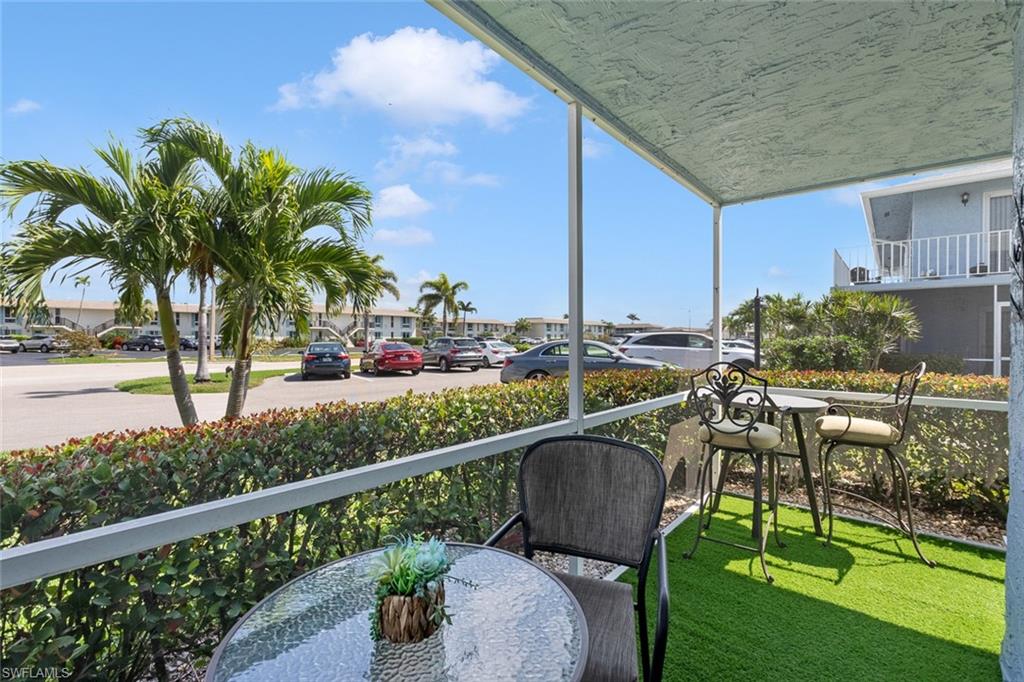 240 Palm DR 48-1 photo 15