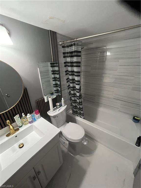 Bathroom with vanity and shower / bath combination with curtain