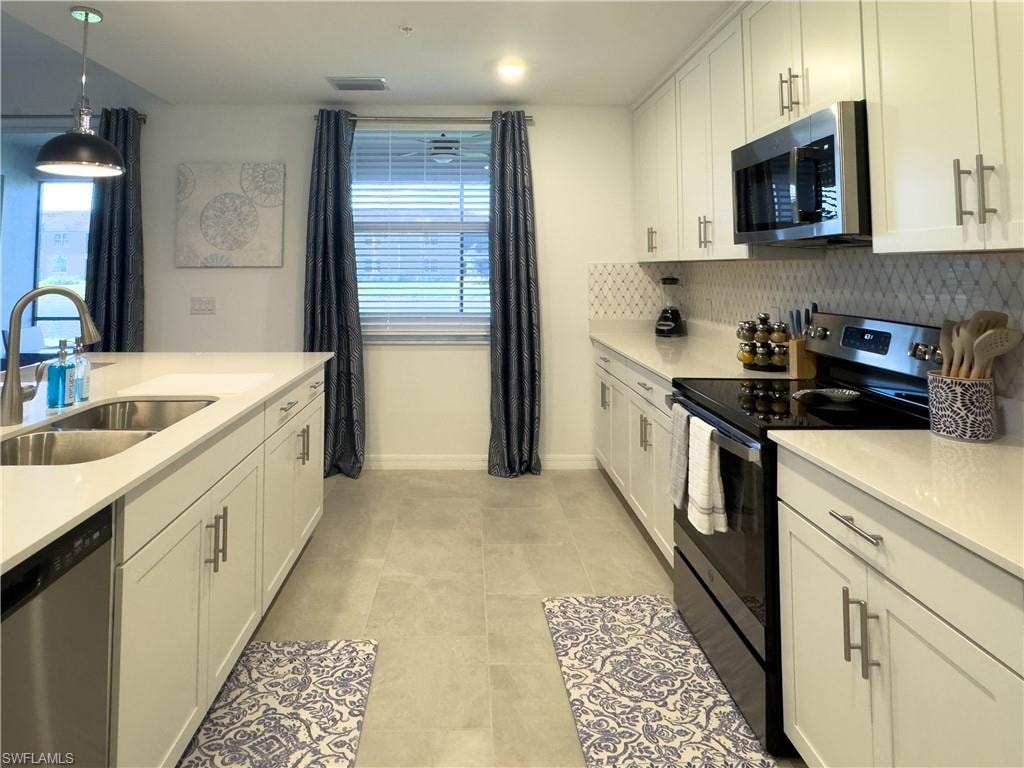 5704 Melbourne CT 6712 photo 9