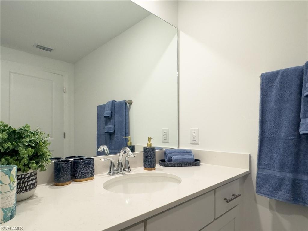 5704 Melbourne CT 6712 photo 30
