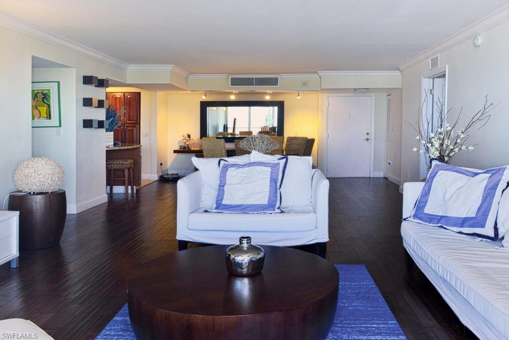 4001 Gulf Shore BLVD N 707