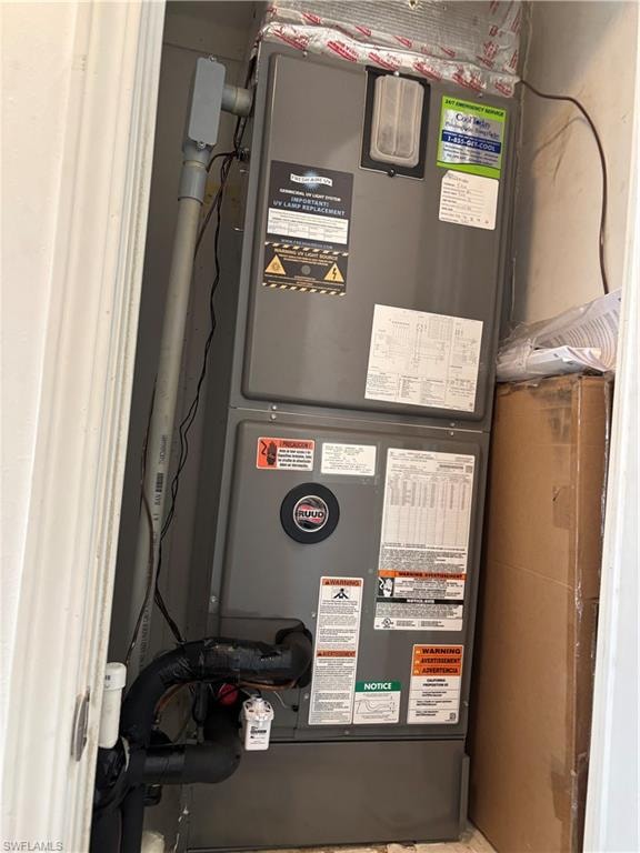Utility room with heating unit