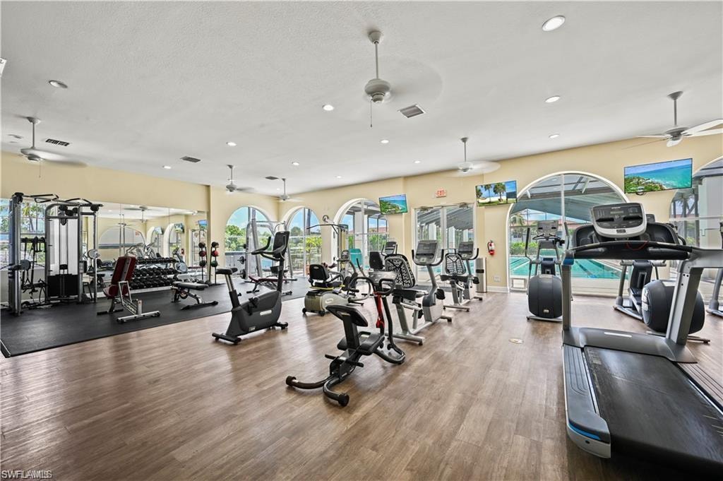 10801 Crooked River RD 101 photo 37