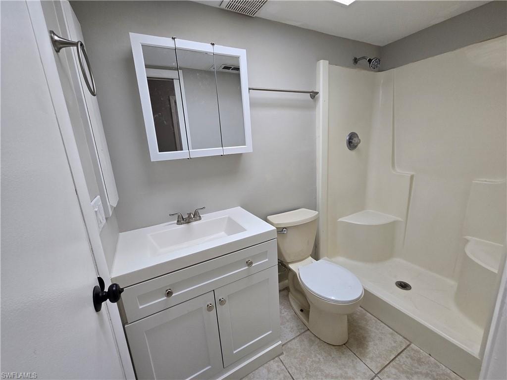 7752 Tamara Lee CT 103 photo 17