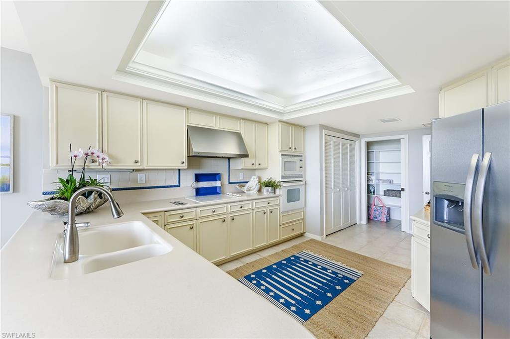 Kitchen with Walk-in Pantry and Laundry Area