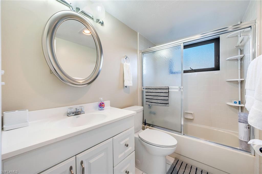 2nd Bathroom