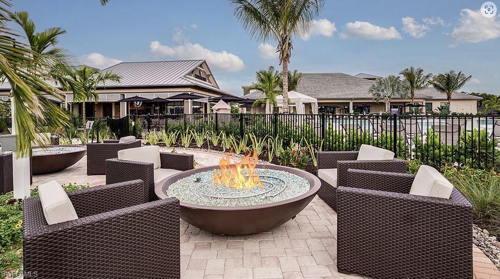 Esplanade by the Islands Community Amenities