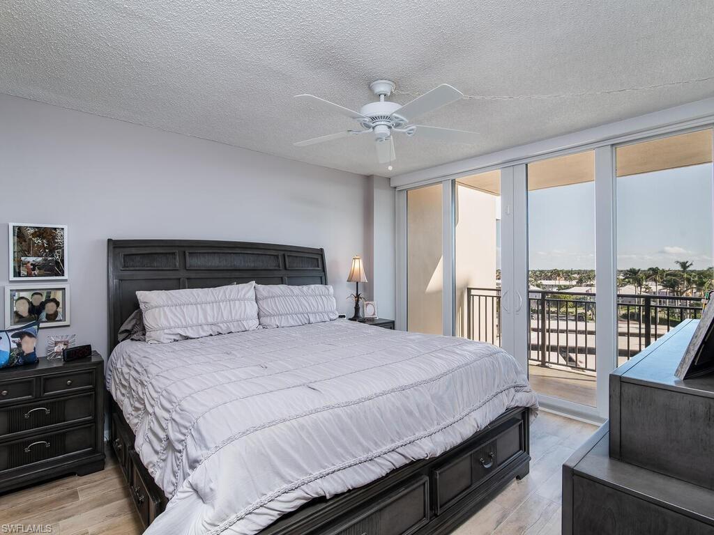 180 Seaview CT 612 photo 12