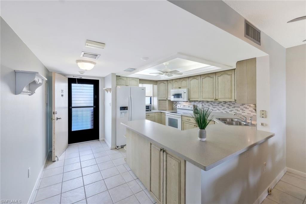 4280 SE 20th PL 703 photo 15