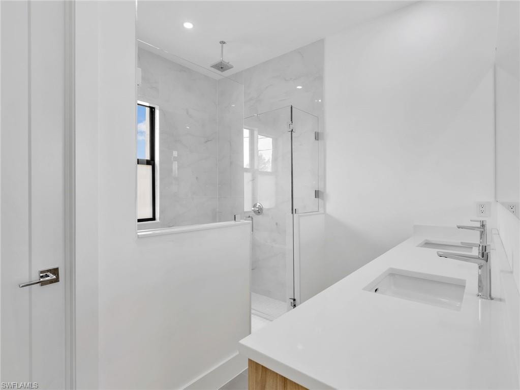 6192 Kambach ST photo 28