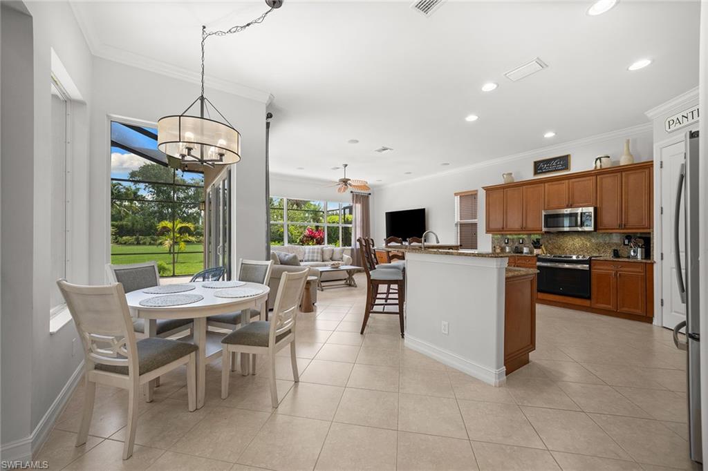 7692 Cottesmore DR photo 11