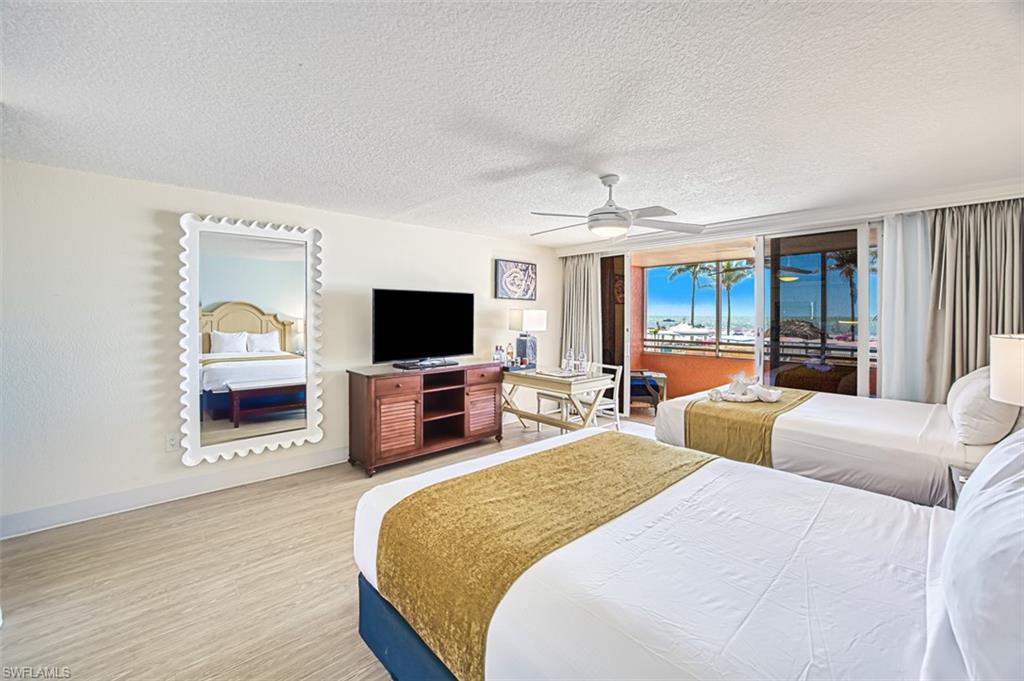 140 Estero BLVD 2104 photo 13
