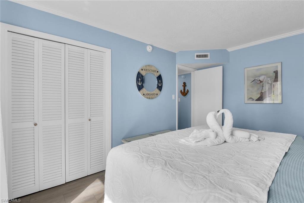 1295 Gulf Shore BLVD S 218 photo 7