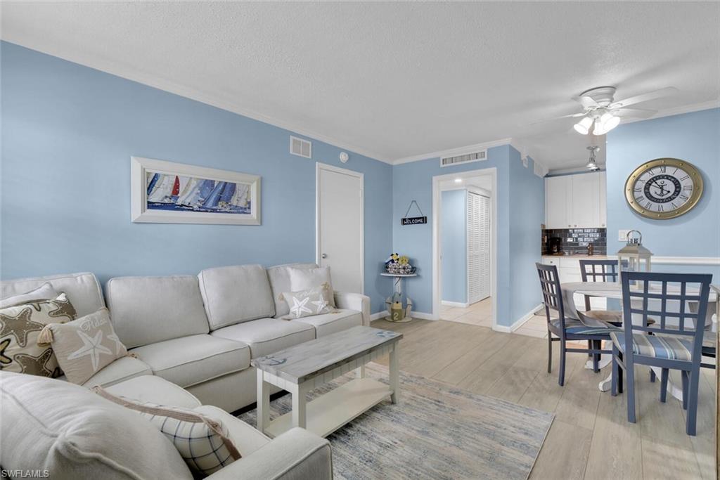 1295 Gulf Shore BLVD S 218