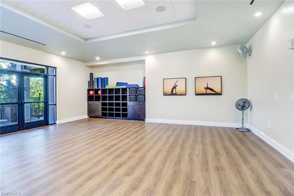 7340 Saint Ives WAY 3201 photo 26