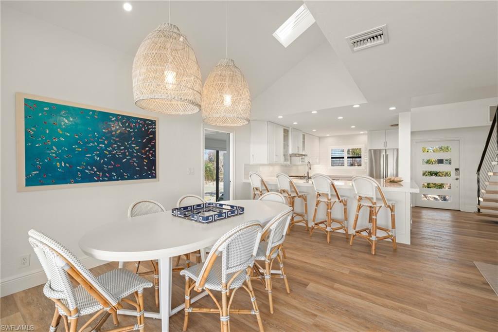 19 Beach Homes photo 13