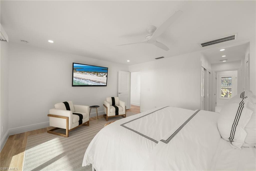 19 Beach Homes photo 28