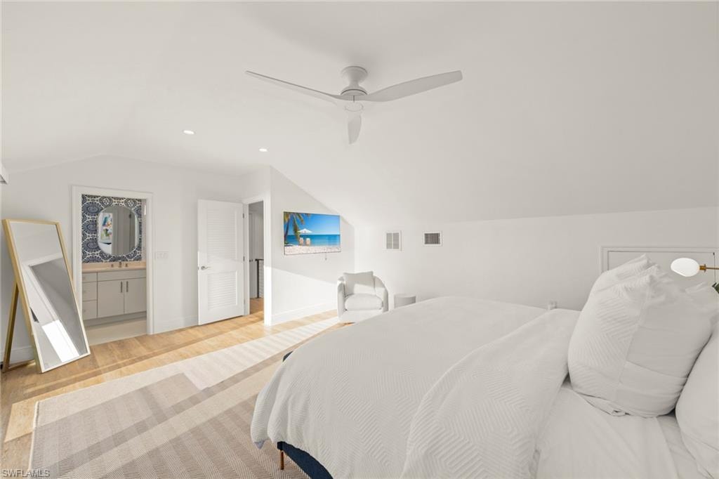 19 Beach Homes photo 38