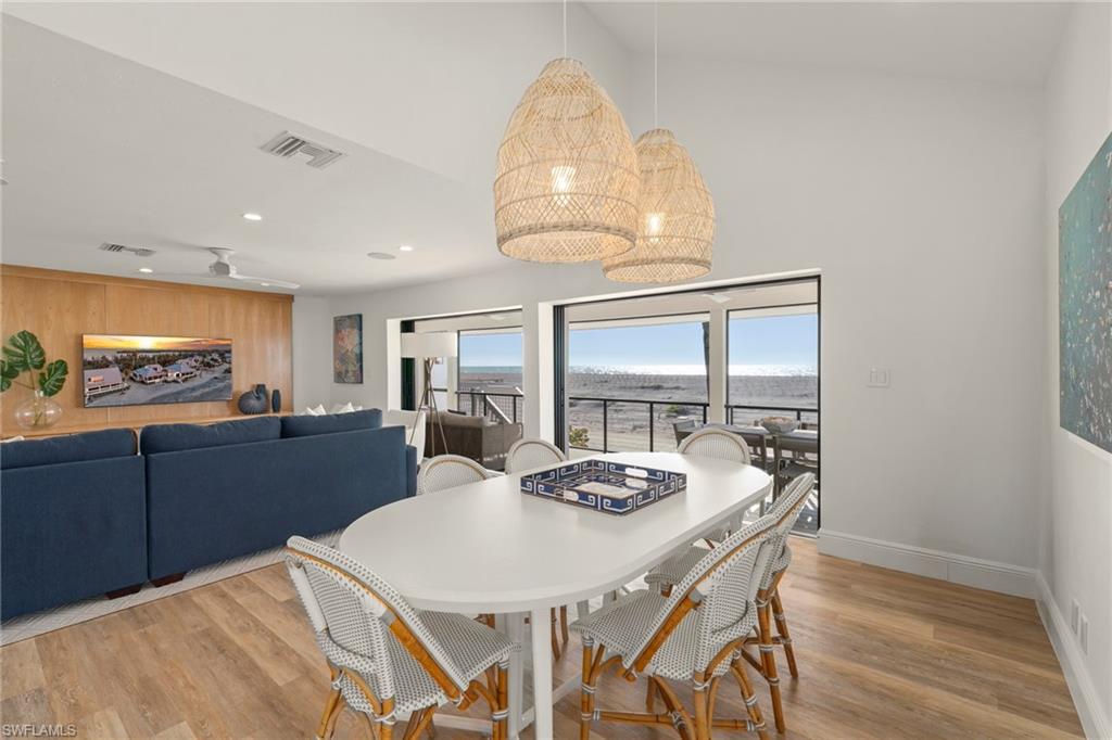 19 Beach Homes photo 14