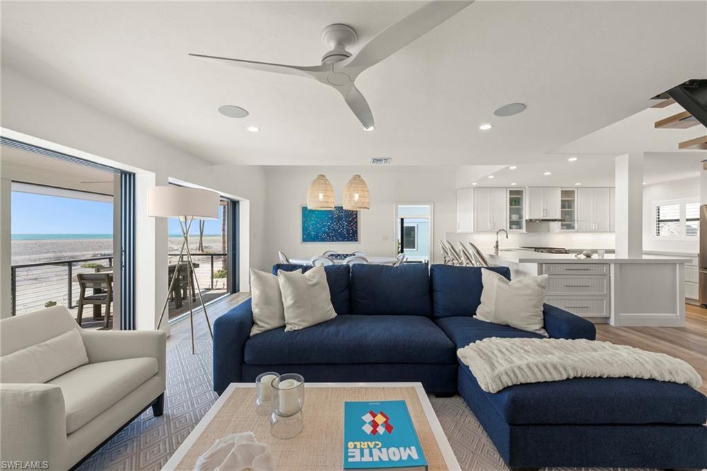 19 Beach Homes photo 18