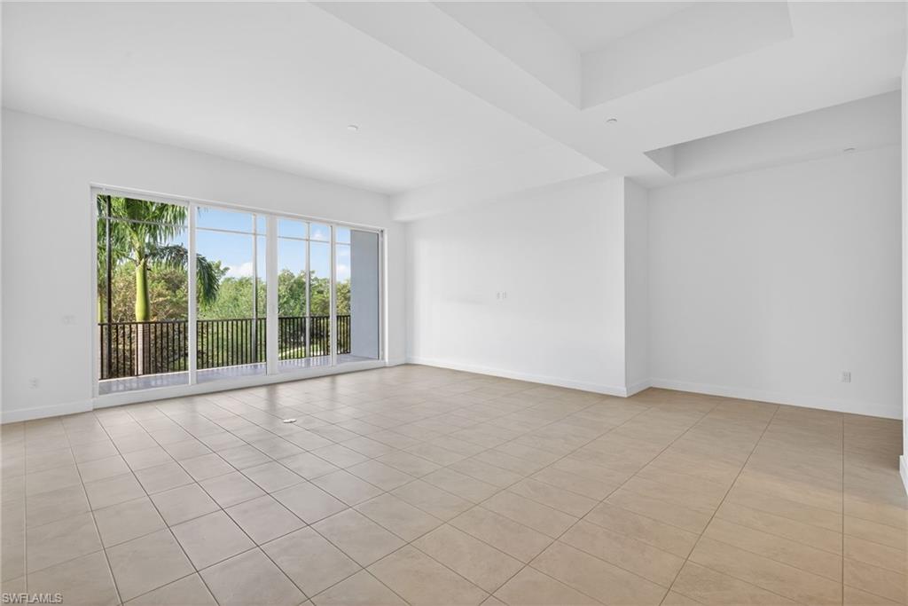 4142 Bay Beach LN 205 photo 7
