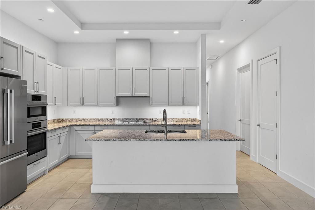4142 Bay Beach LN 205 photo 9