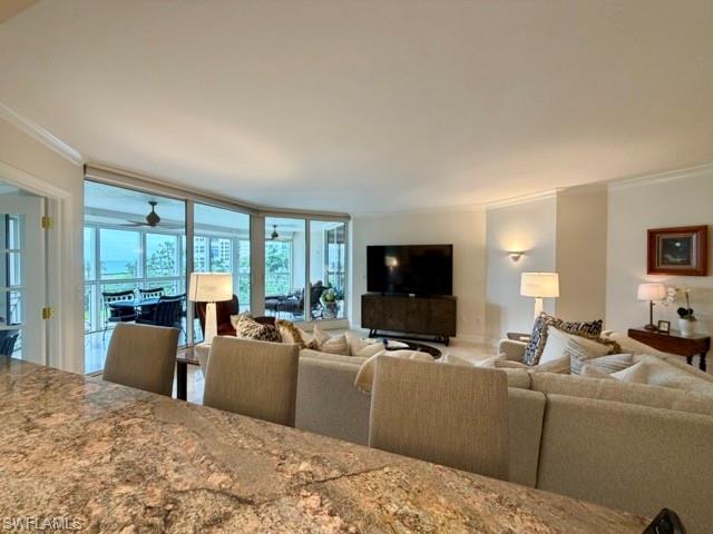 4021 Gulf Shore BLVD N 202 photo 9