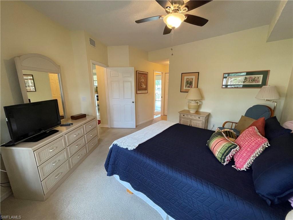 1070 Woodshire LN E204 photo 22
