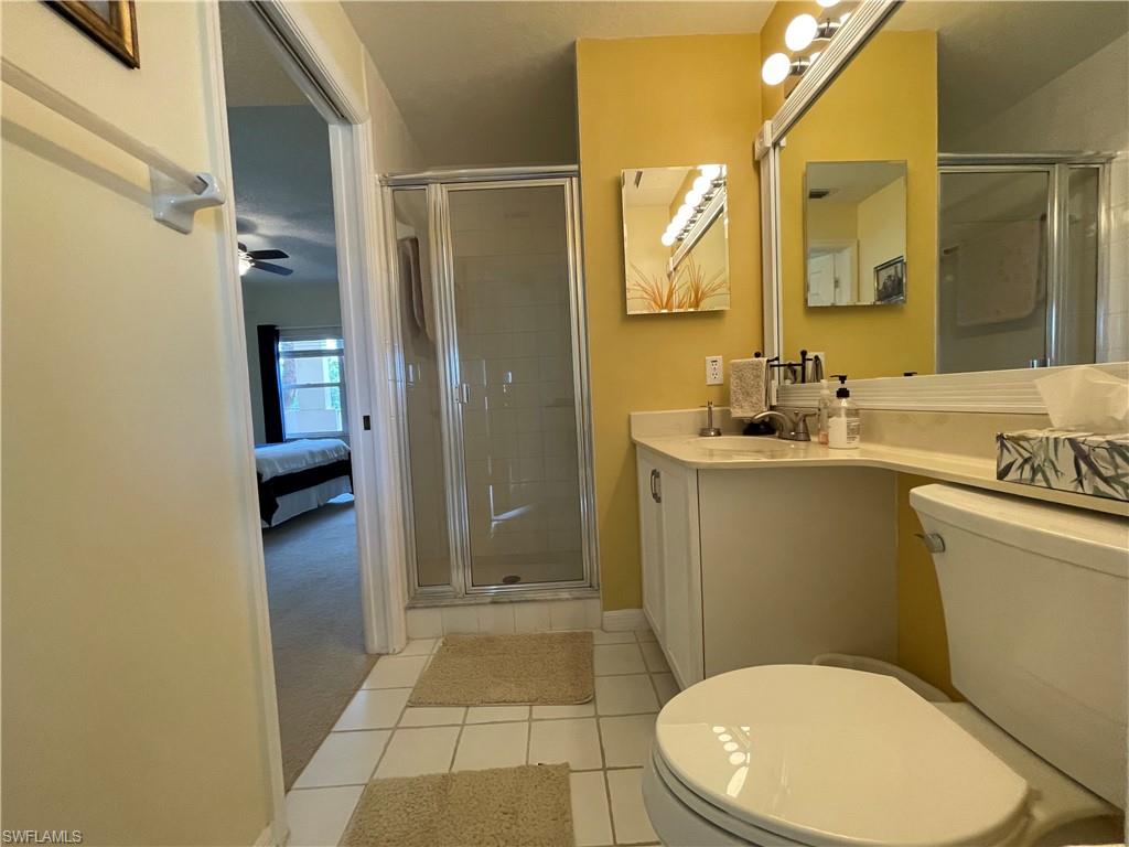1070 Woodshire LN E204 photo 19