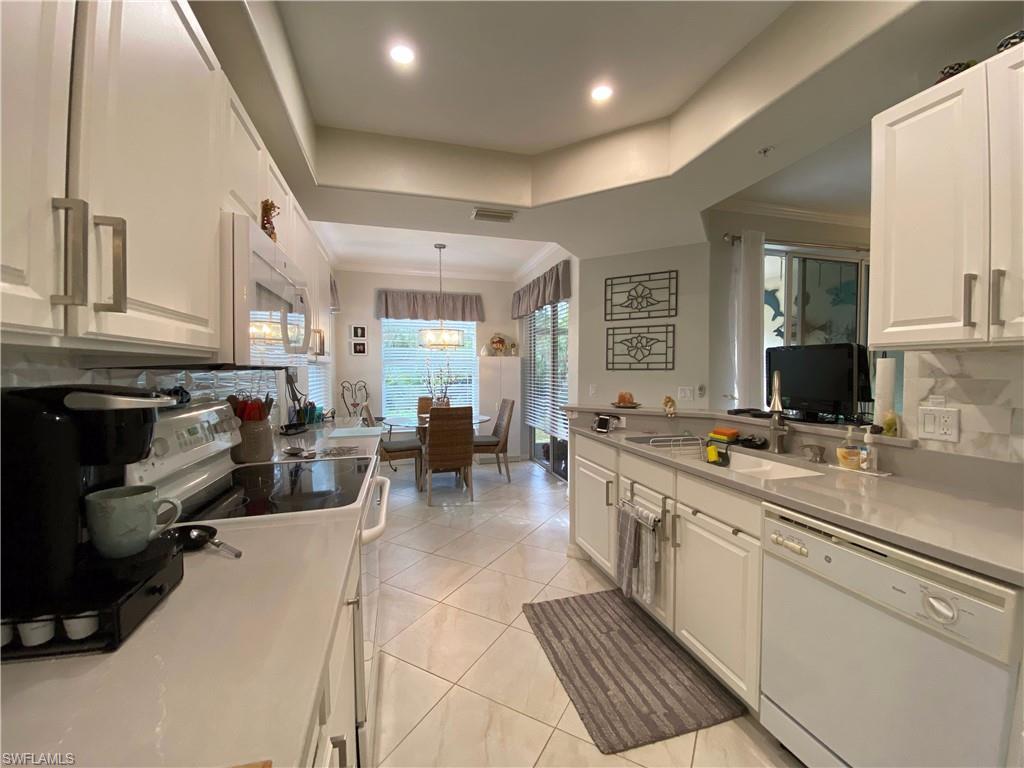 1455 Tiffany LN 107