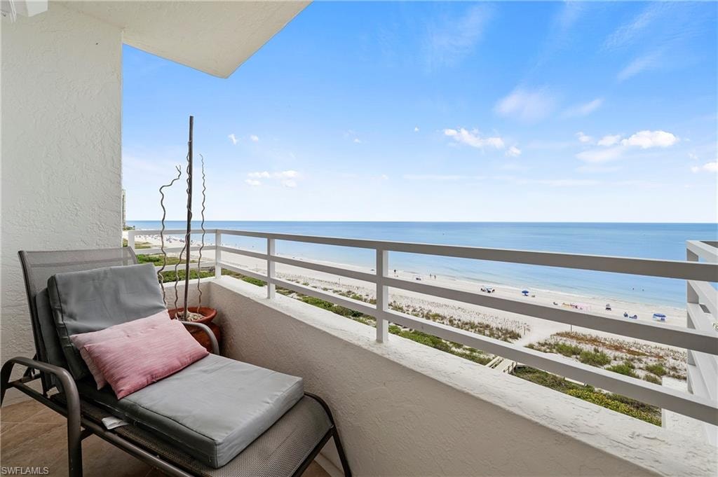 780 Collier BLVD 703 photo 35