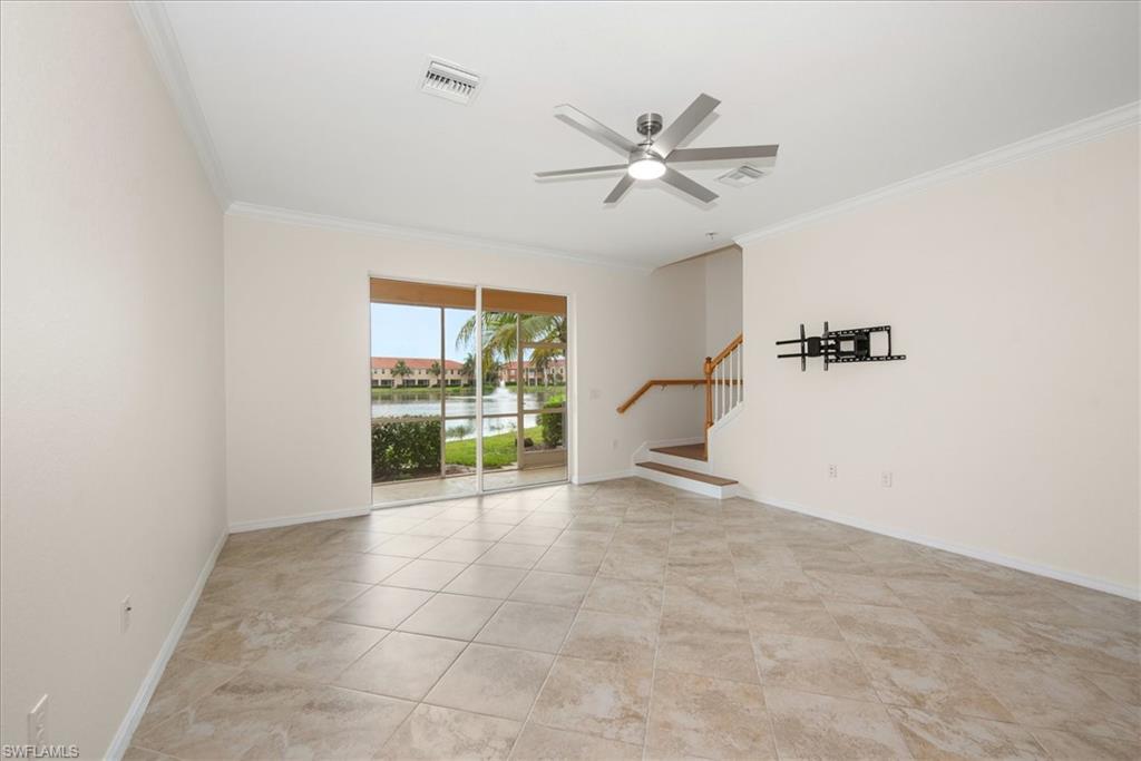 8892 Via Isola CT photo 9