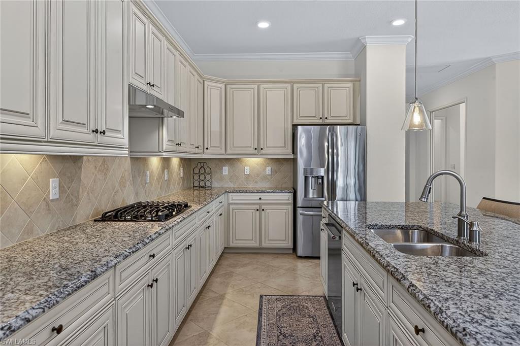 3001 Aviamar CIR