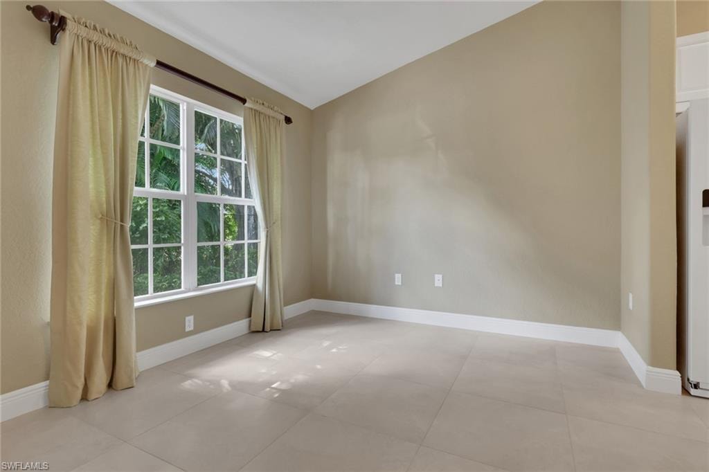 3555 Avion Woods CT 501 photo 12