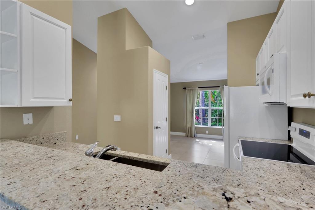 3555 Avion Woods CT 501 photo 15