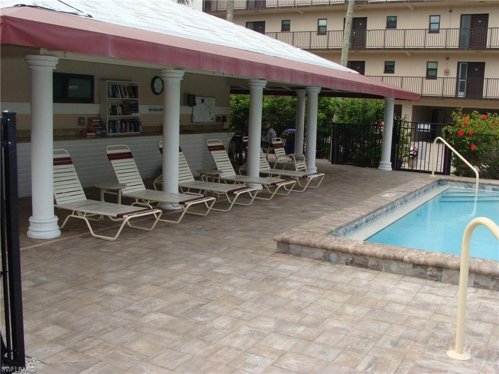807 River Point DR 201D photo 23