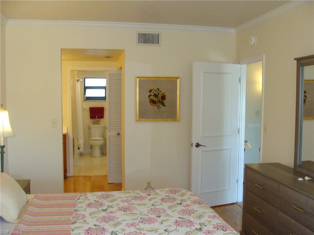 807 River Point DR 201D photo 14