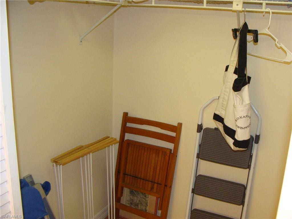 807 River Point DR 201D photo 18