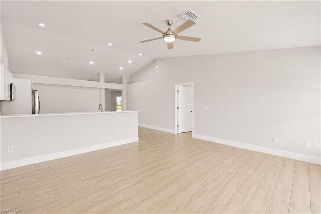 221 29th PL photo 19