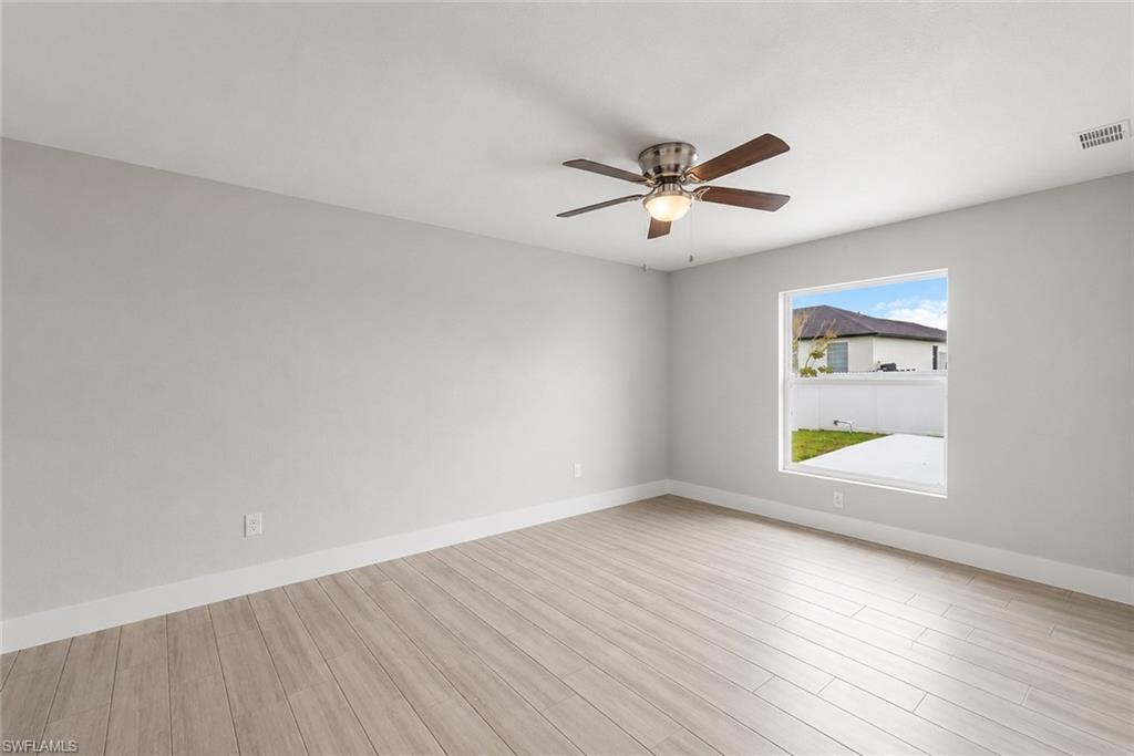221 29th PL photo 21
