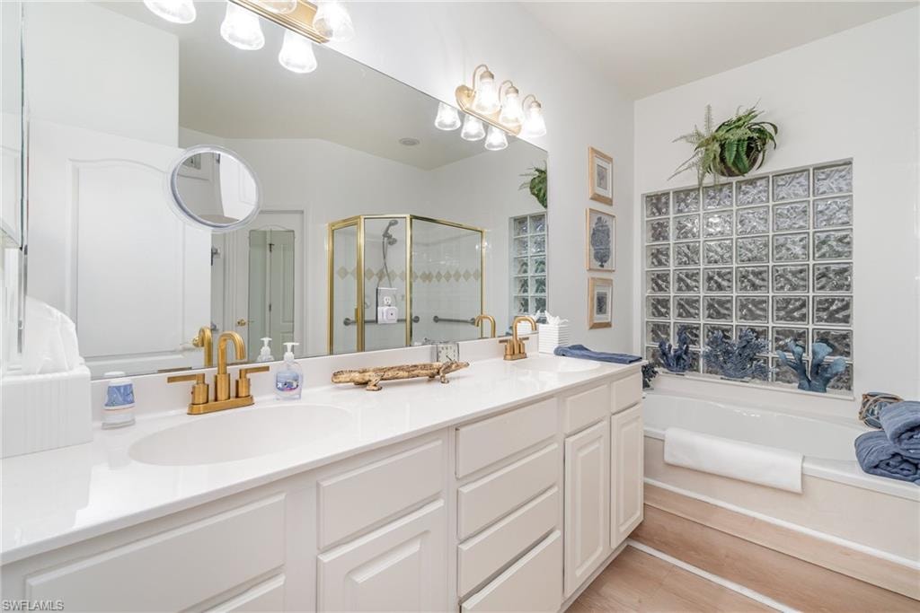 3578 Heron Cove CT photo 13