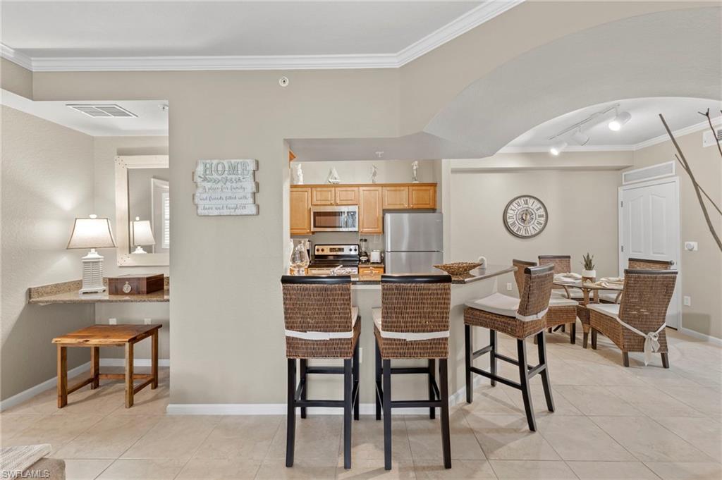 12955 Positano CIR 104 photo 6