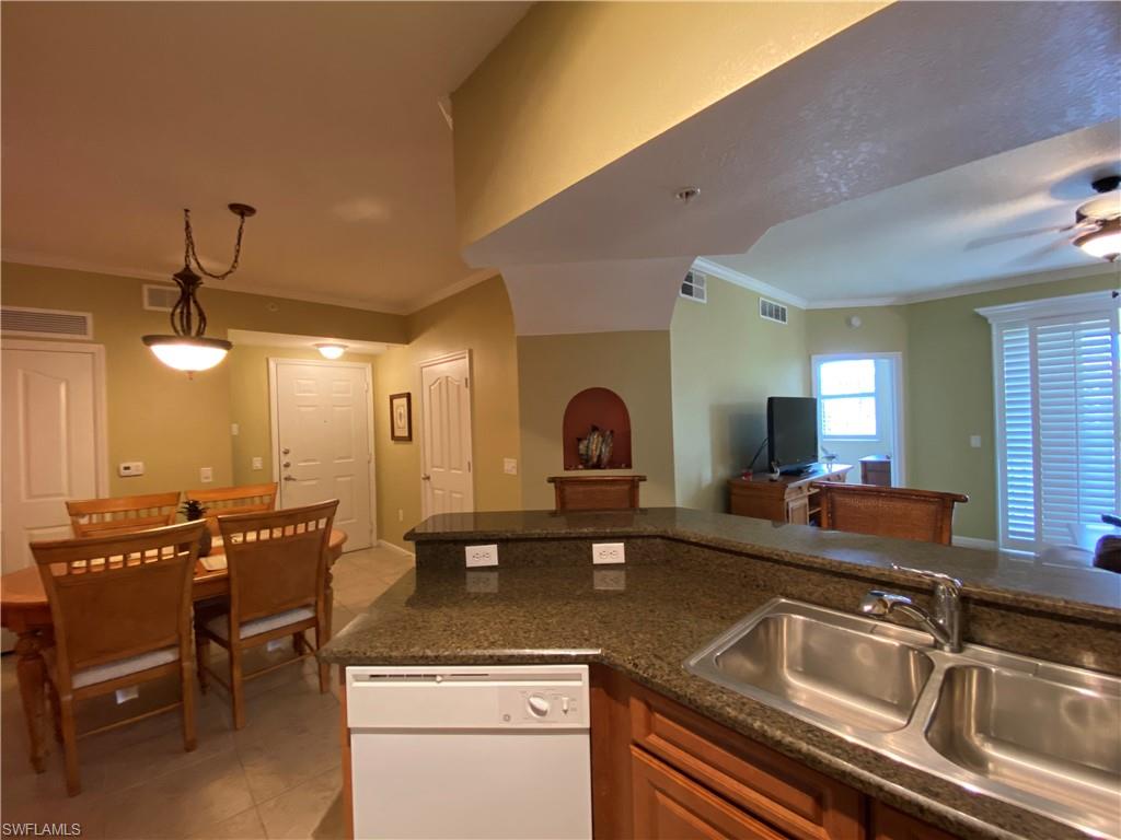 12940 Positano CIR 204