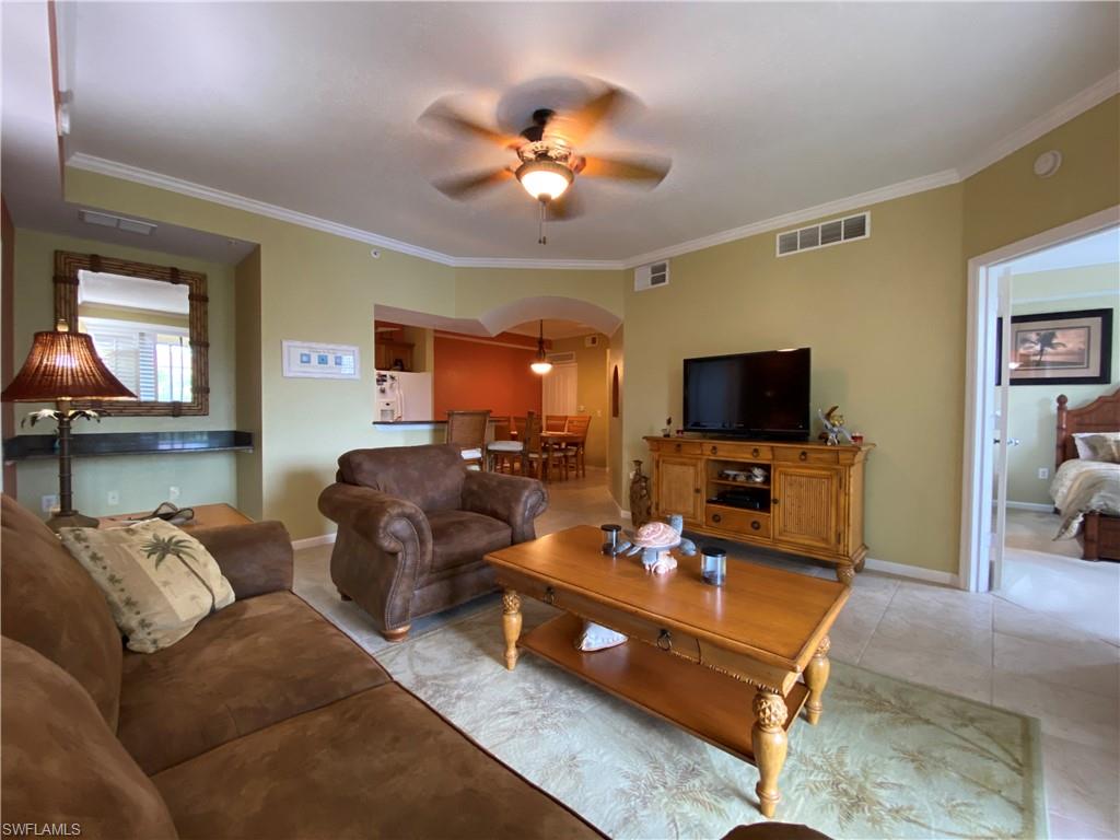 12940 Positano CIR 204 photo 8