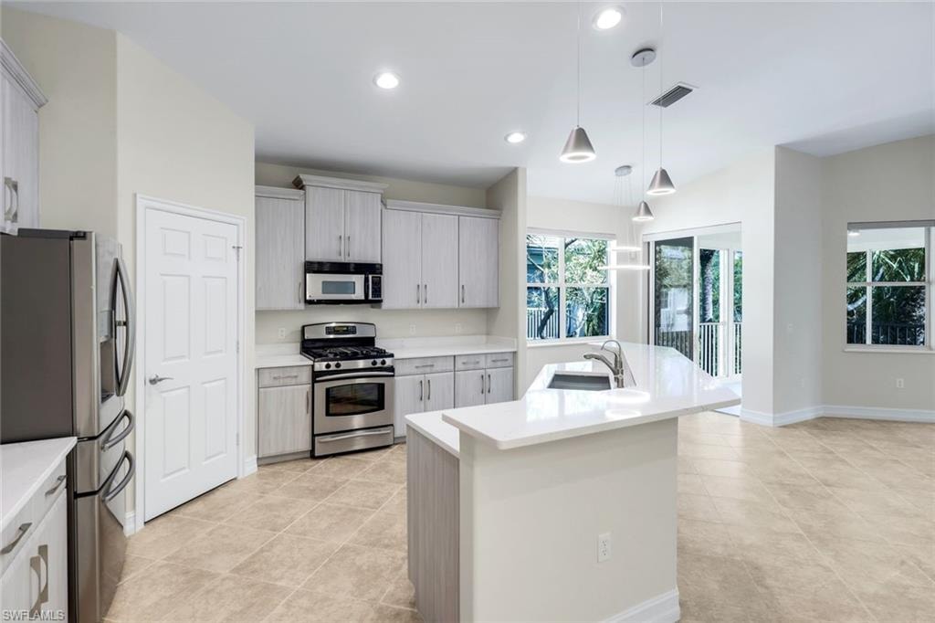 2040 Tarpon Bay DR N 201 photo 16